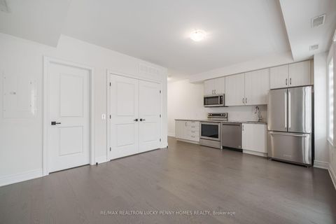 Photo 30 at 9484 Bayview Avenue, Observatory, Richmond Hill