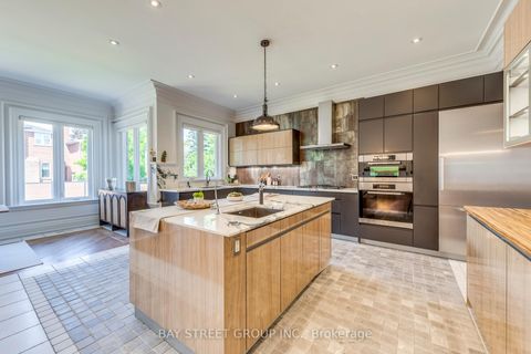 Photo 20 at 132 Crestwood Road, Yorkhill, Vaughan