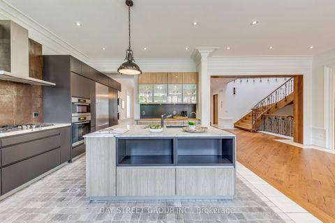 Photo 23 at 132 Crestwood Road, Yorkhill, Vaughan