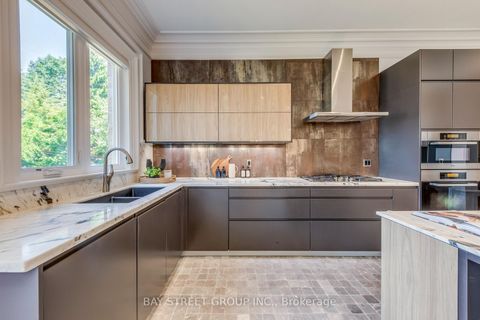 Photo 25 at 132 Crestwood Road, Yorkhill, Vaughan