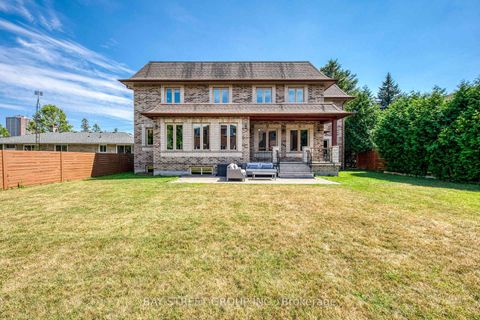 Photo 49 at 132 Crestwood Road, Yorkhill, Vaughan