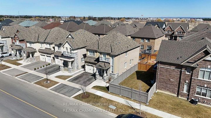 Photo 1 at 151 RUSSELL CREEK Drive, Wellington North, Brampton