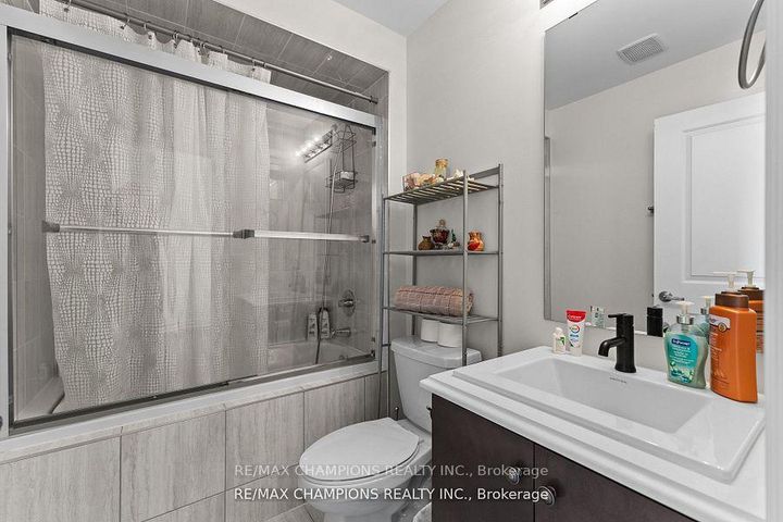 Photo 12 at 151 RUSSELL CREEK Drive, Wellington North, Brampton