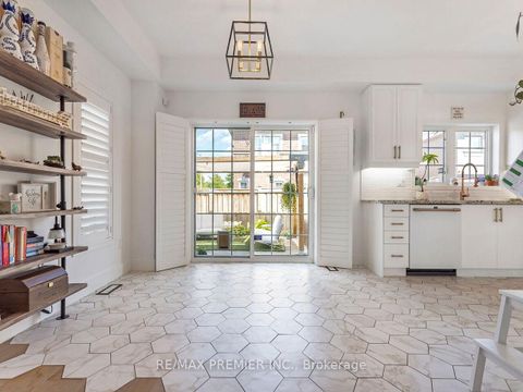 Photo 13 at 67 Gentile Circle, Elder Mills, Vaughan