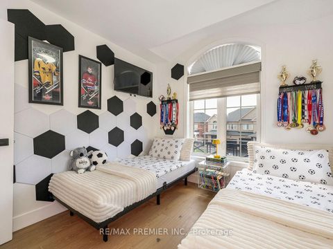 Photo 29 at 67 Gentile Circle, Elder Mills, Vaughan