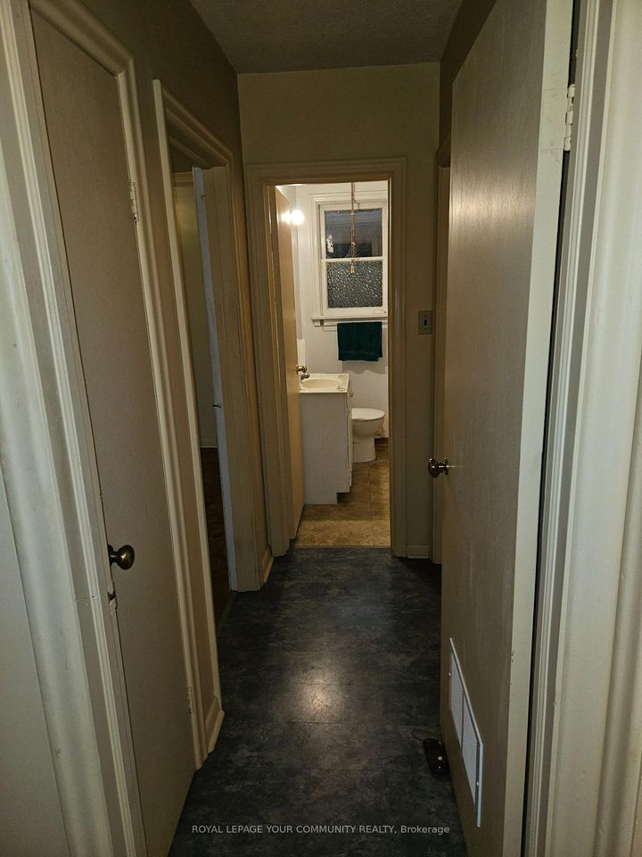 Photo 8 at 11419 Bathurst Street, Westbrook, Richmond Hill