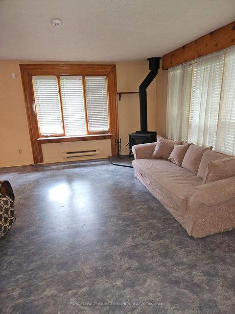 Photo 3 at 11419 Bathurst Street, Westbrook, Richmond Hill