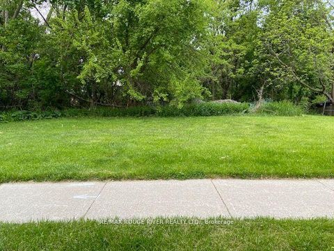 Photo 5 at 72 Meadowvale Road, Centennial Scarborough, Toronto