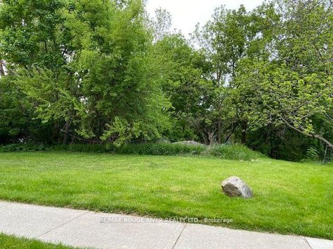 Photo 8 at 72 Meadowvale Road, Centennial Scarborough, Toronto