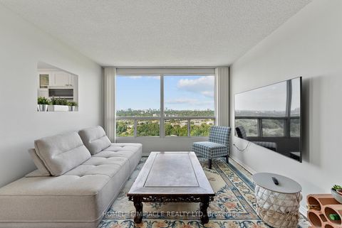 Photo 6 at 2009 - 7 Concorde Place, Don Mills, Toronto