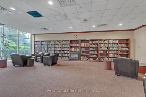 Photo 32 at 2009 - 7 Concorde Place, Don Mills, Toronto