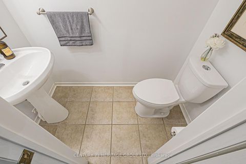 Photo 10 at 66 - 23 Observatory Lane, Observatory, Richmond Hill