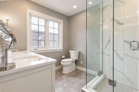 Photo 21 at 10 George Bogg Road, East Woodbridge, Vaughan