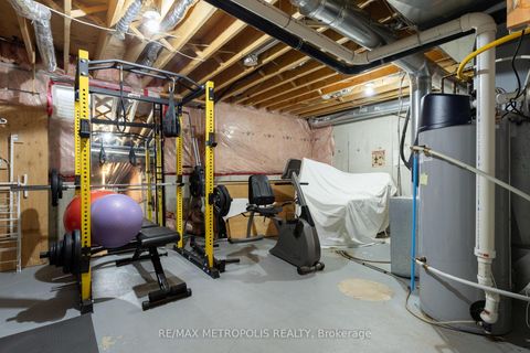 Photo 36 at 10 George Bogg Road, East Woodbridge, Vaughan