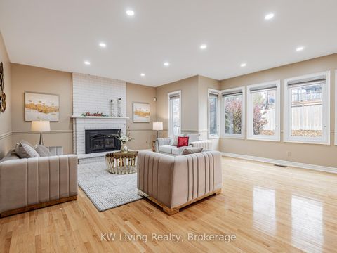 Photo 13 at 959 Lockwood Circle, Wyndham, Newmarket