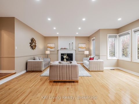 Photo 14 at 959 Lockwood Circle, Wyndham, Newmarket