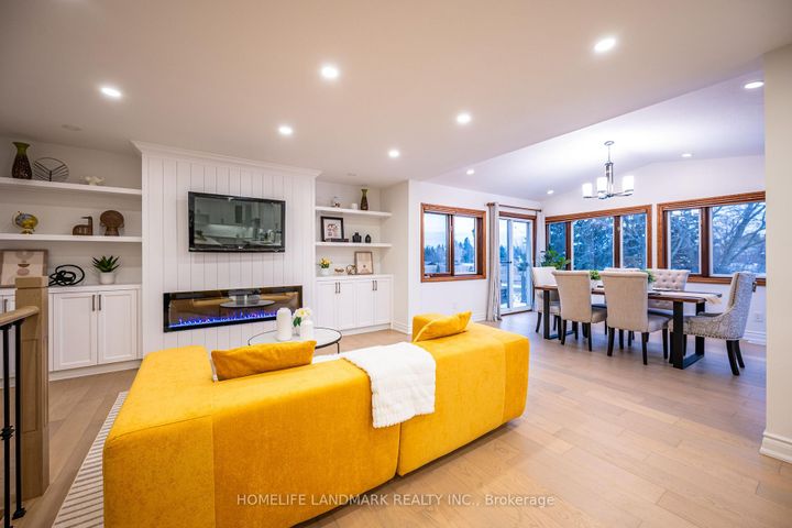 Photo 14 at 20 Fireside Drive, Freelton, Hamilton