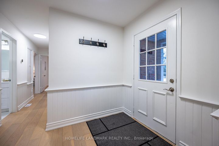 Photo 18 at 20 Fireside Drive, Freelton, Hamilton