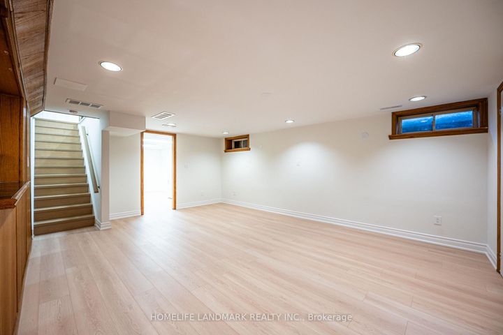 Photo 25 at 20 Fireside Drive, Freelton, Hamilton