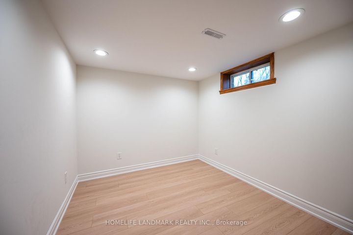 Photo 34 at 20 Fireside Drive, Freelton, Hamilton