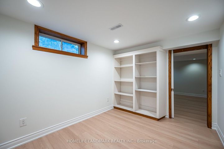 Photo 35 at 20 Fireside Drive, Freelton, Hamilton