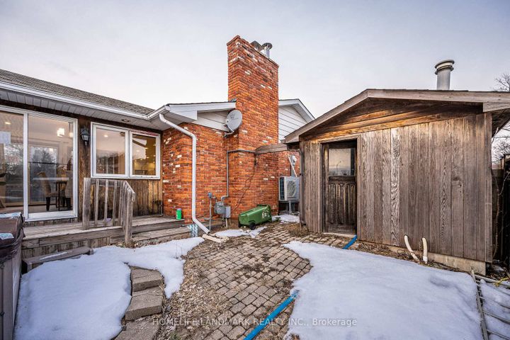 Photo 38 at 20 Fireside Drive, Freelton, Hamilton