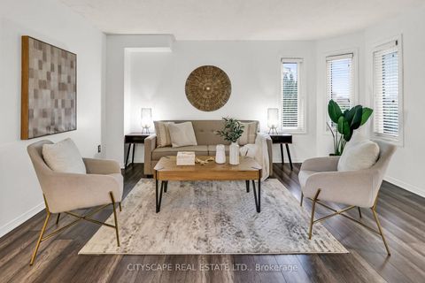 Photo 3 at 79 Weatherup Crescent, West Bayfield, Barrie