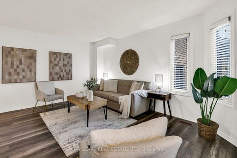 Photo 5 at 79 Weatherup Crescent, West Bayfield, Barrie