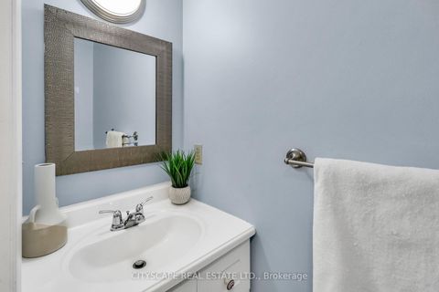 Photo 19 at 79 Weatherup Crescent, West Bayfield, Barrie