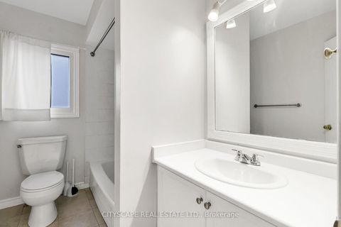 Photo 27 at 79 Weatherup Crescent, West Bayfield, Barrie