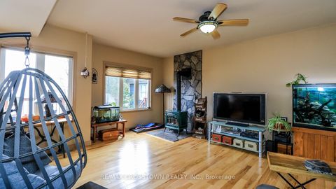 Photo 13 at 2325 Crystal Beach Road, Alcona, Innisfil