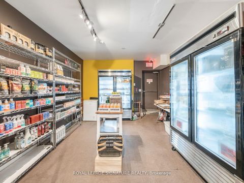 Photo 13 at 725 Dovercourt Road, Little Italy, Toronto