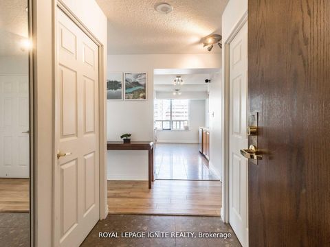 Photo 3 at 1711 - 156 Enfield Place, City Centre, Mississauga