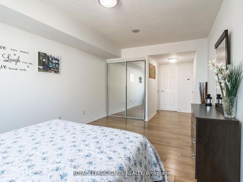 Photo 13 at 1711 - 156 Enfield Place, City Centre, Mississauga