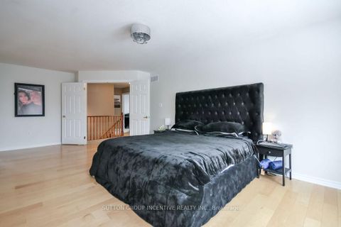 Photo 33 at 36 Nicklaus Drive, East Bayfield, Barrie