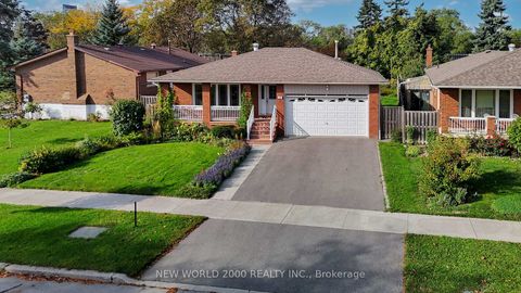 Photo 44 at 17 Squirewood Road, Pleasant View, Toronto