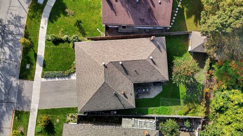 Photo 45 at 17 Squirewood Road, Pleasant View, Toronto