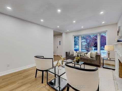 Photo 2 at 19 shaughnessy Boulevard, Henry Farm, Toronto