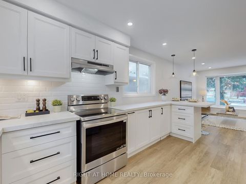 Photo 14 at 19 shaughnessy Boulevard, Henry Farm, Toronto