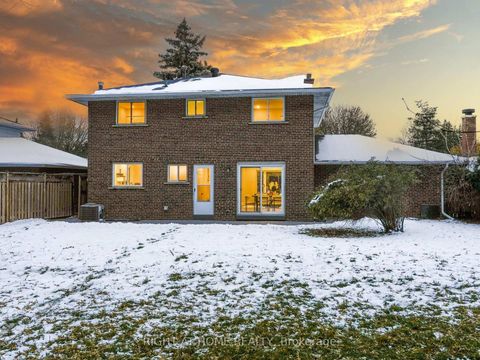 Photo 41 at 19 shaughnessy Boulevard, Henry Farm, Toronto