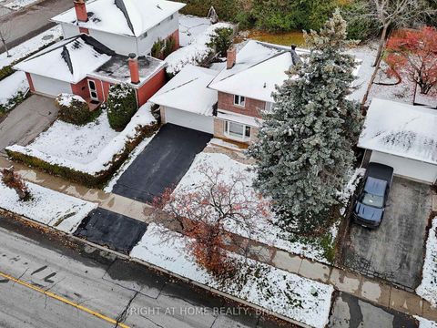 Photo 47 at 19 shaughnessy Boulevard, Henry Farm, Toronto