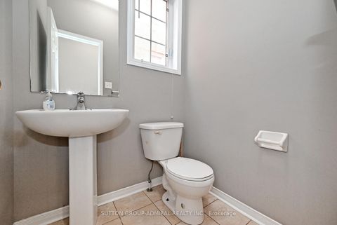 Photo 20 at 41 Big Hill Crescent, Patterson, Vaughan