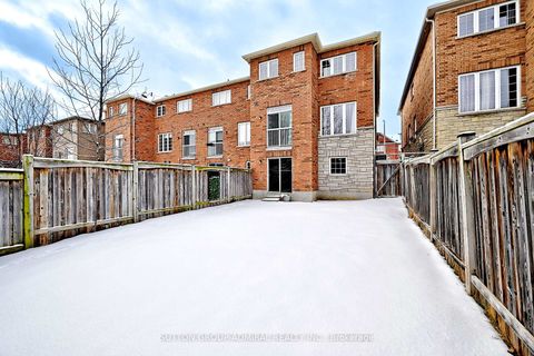 Photo 48 at 41 Big Hill Crescent, Patterson, Vaughan