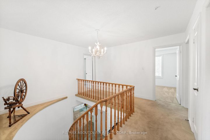 Photo 26 at 20 Arkendo Drive, FD Ford, Oakville