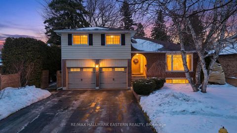 Photo 0 at 946 Beaufort Court, Eastdale, Oshawa