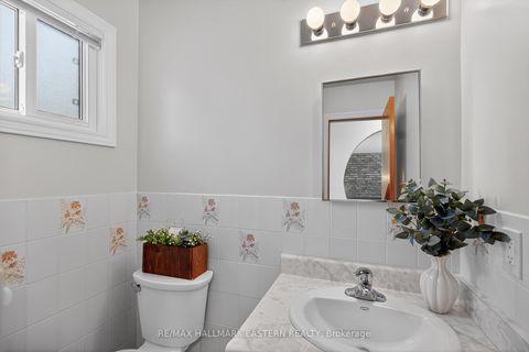 Photo 32 at 946 Beaufort Court, Eastdale, Oshawa