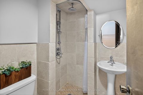 Photo 39 at 946 Beaufort Court, Eastdale, Oshawa