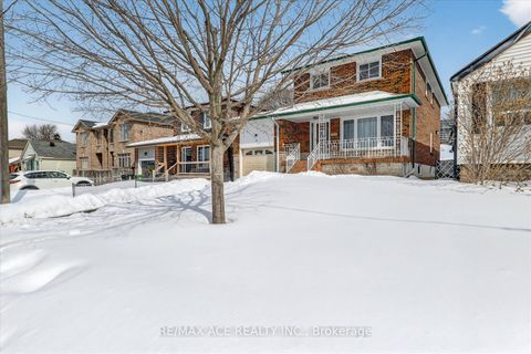 Photo 1 at 113 Magnolia Avenue, Kennedy Park, Toronto