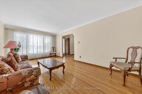 Photo 10 at 113 Magnolia Avenue, Kennedy Park, Toronto