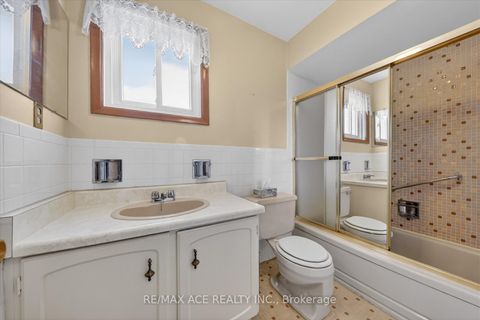 Photo 22 at 113 Magnolia Avenue, Kennedy Park, Toronto